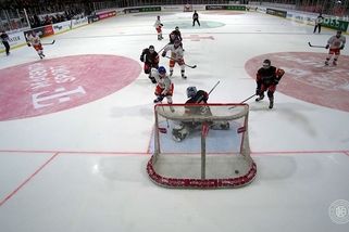 SESTŘIH: Hokejisté sfoukli Němce. Skórovali nováčci, Kacetl chytal v tradiční jarní formě - Sport.cz