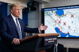 Trump slibuje odchod z Íránu. Problém? Američané tam nikdy nebyli