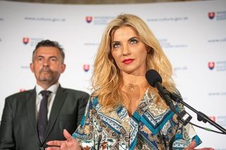 Státní hymna jinak a žádný cordon bleu? Nové kroky slovenské ministryně šokují i spojence