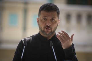 Íránský lid potřebuje pomoc, aby svrhl režim, míní prezident Zelenskyj | ČeskéNoviny.cz