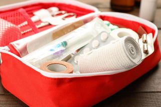 Povinná výbava v Rakousku v roce 2025 - Portál řidiče