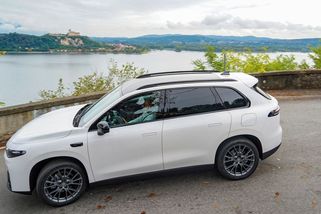 Nejlevnějších 600 koní na trhu i prima slevy: Nová značka to v Česku rozjíždí ve velkém stylu - Garáž.cz