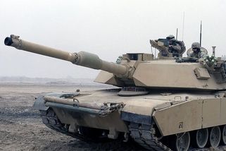 Tanky M1A1 Abrams nemají šanci: Čínská kinetická zbraň mění pravidla hry