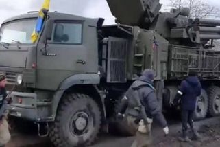 Video: ukrajinské speciální jednotky smetly 21 ruských Pancirů-S1. Využily jejich slepého místa a totálně je ponížily