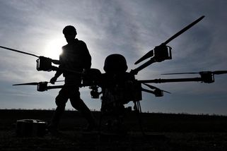 Rusové mají problém. Ukrajinci změnili taktiku použití dronů - Novinky