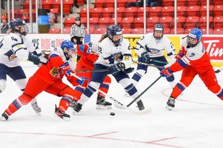 Parádní vstup do šampionátu, Česko uštědřilo debakl Finkám - Sport.cz