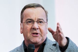 Ukrajina by neměla přistupovat na Trumpův mírový plán, varuje Pistorius - Novinky