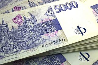 Magická hranice padla: Češi si vydělají v průměru přes 50 tisíc. Podívejte se, jak si stojíte