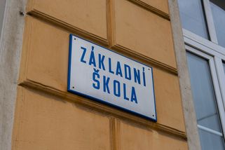 Nemůžeme nutit žáky, aby chodili na špatnou školu....