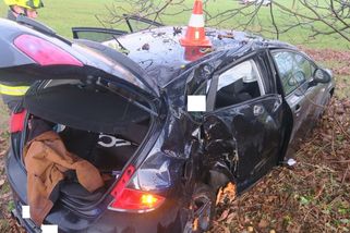 Náhodou se nachomýtli k nehodě. Manželé zachránili na Českokrumlovsku život těžce zraněné dívce - Novinky