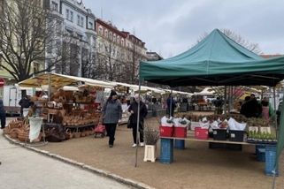 prahain.cz/zivot-ve-meste/novinky-z-radnic-navrat-trhu-na-jirak-velka-lavickova-revoluce-nebo-platbomat-na-desitce-26685.html