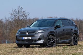 Citroën ë-C5 Aircross je s elektrickým pohonem ještě pohodlnější než spalovací bráška. Ale co dojezd? - Garáž.cz
