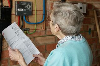 Ve vyúčtování energií je chyba? Lidé ho mohou reklamovat, ale raději písemně - Novinky