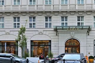 Další pražský hotel na prodej. Developer žádá za Andaz tři miliardy - Seznam Zprávy