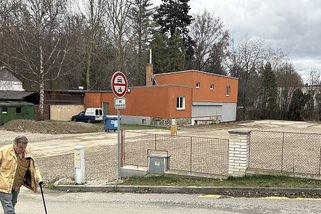 Třebíčská Polanka má nové parkoviště. Využijí ho hlavně návštěvníci plovárny