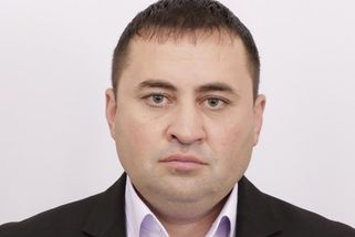 Ruský politik zemřel po pádu z okna. Chtěl se nadýchat čerstvého vzduchu, píší tamní média - Novinky