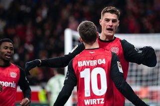 Schick hattrickem přispěl Leverkusenu k domácímu obratu. Hložek dal dva góly - Sport.cz
