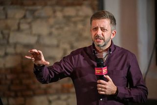 Bitva o veřejnoprávní média. STAN chce mimořádnou schůzi