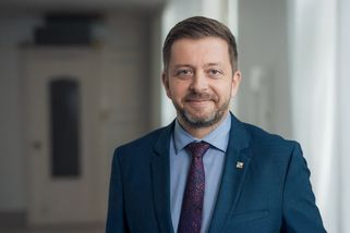 Rakušan pro Publico: Nabízím se jim jako lídr opozice, mlčet nebudu