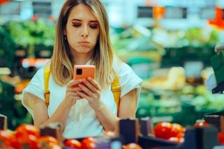 Srovnání: Jakou platnost mají věrnostní body řetězců? Někde propadnou dřív, než zákazníci počítají