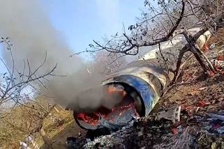 Na kukuřičné pole v Číně se zřítil masivní kus zřejmě čínské rakety - Novinky