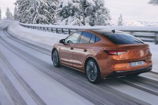 Prodeje aut v Evropě rostou, trh táhnou hybridy a elektromobily - Novinky