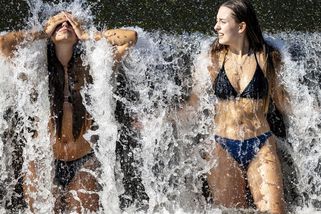 Léto ještě nekončí, chystají se tropy, ale i bouřky - Novinky