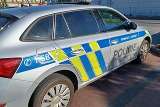 Totálně opilý šofér ve Zlíně ujel od nehody. Policisty na něj navedla řidička, která jela za ním - Novinky