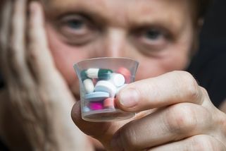 Léky nejsou bonbony, varují lékaři. Až polovina Čechů má nebezpečný zlozvyk - Seznam Zprávy