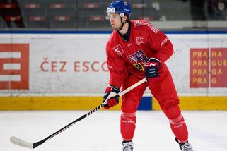 První posila pro Pardubice. Přichází reprezentační bek, který měl hrát za Dynamo už před dvěma roky - Sport.cz