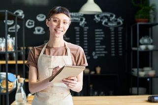 Studenti budou na daních odvádět více - Novinky