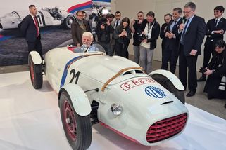 Elektromobilita není jediná cesta, komentoval Pavel debaty o nových emisních limitech - Novinky