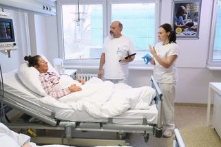 Nemocnice 24/7: Srdeční zástavy, těžké stavy i úrazy