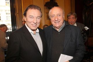 „Odpovím na všechno!“ Felix Slováček chystá besedy o Karel Gott bez tabu