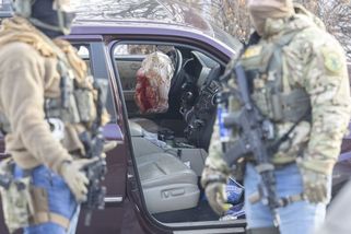 Zastřelení ženy agentem vzbudilo v USA bouři nevole. Přináší Trump opravdu víc bezpečí?