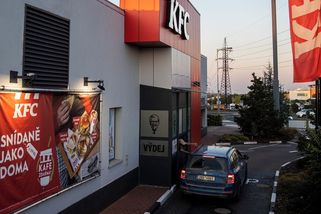 Inspekce našla při loňské kontrolní akci v KFC pochybení ve třetině případů - Seznam Zprávy