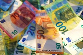 Kde jsou nejvyšší mzdy v EU? V Česku to není, zaujímá až 17. pozici. Za Němci zaostáváme o více než polovinu