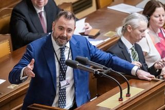 Knihovník Igor Červený. Nový ministr, který prý udělá, co Turkovi uvidí na očích