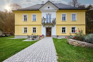 Zachránili historický mlýn a našli v něm nový domov - Novinky