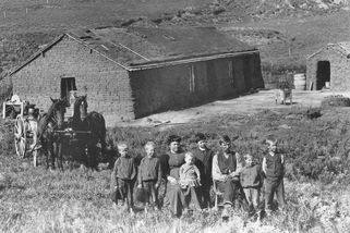 Osadníci z Čech našli smrt na prériích. A dlouhá cesta Šajenů domů - Médium.cz