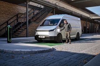 Ford přiváží do Evropy čínskou dodávku. Je elektrická a nejspíš bude levná - Novinky