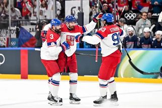 Hoši, vy nám dáváte! Češi výpadkem proti Francii vyděsili fanoušky, ti řeší i Pastrňáka