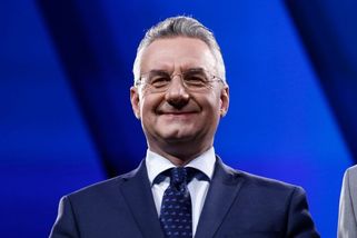 Glosa: Modrý, nikoliv fialový Zahradil - Seznam Zprávy