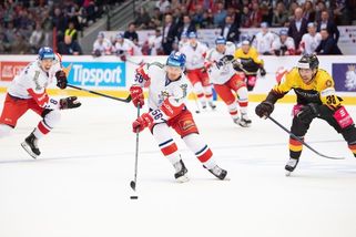 Po vypuknutí války na Ukrajině podepsal v KHL. Teď českého útočníka angažoval Tábor - Sport.cz