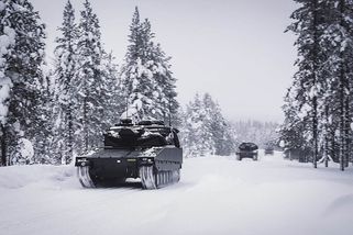 V mrazu spolehlivé, v boji smrtící. Ukrajinci chválí CV90, Rusové je nenávidí