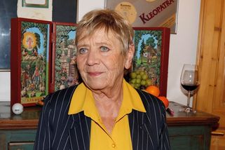 Obermaierová mizí z Ulice, měla spory s kolegy. Důchod jí nestačí, peníze docházejí - Médium.cz