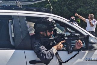 Šest zraněných po útoku nožem v Izraeli, teroristu zpacifikovali ozbrojení civilisté - Novinky