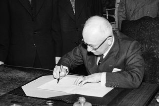 Benešovy dekrety bod po bodu: Co znamenaly a co platí dnes