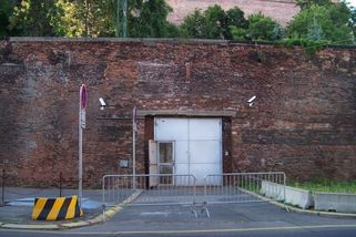 Tajná stanice metra na Klárově pochází z 50. let. Nikdo o ní neměl vědět - Médium.cz