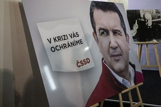 Hamáčkova předpověď o 20 tisících nakažených nevyšla. Proč? - Seznam Zprávy